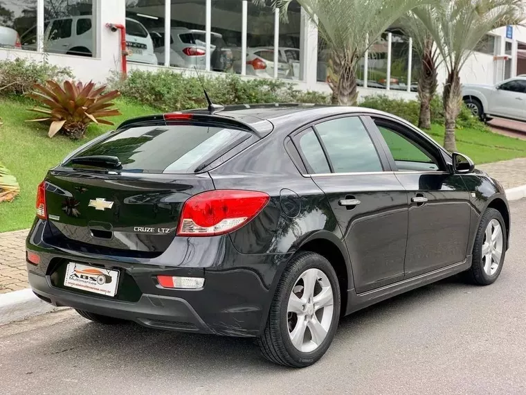 Chevrolet Cruze Preto 13