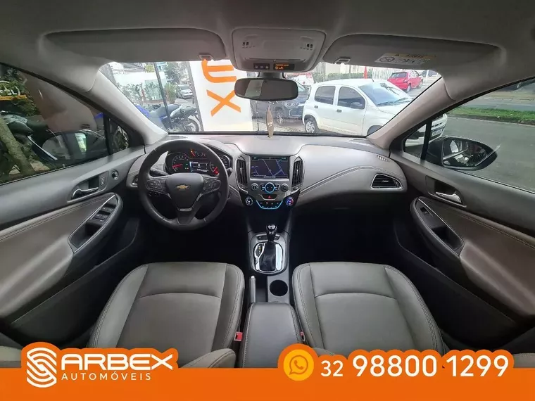 Chevrolet Cruze Preto 14