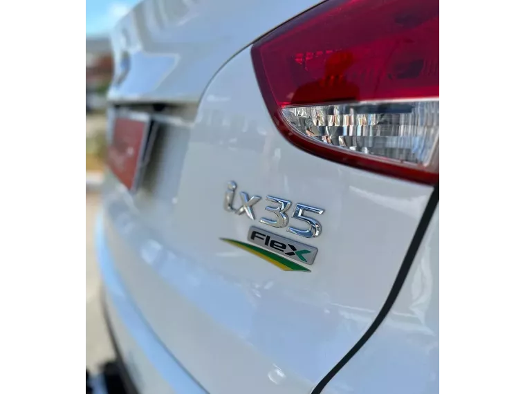 Hyundai IX35 Branco 4