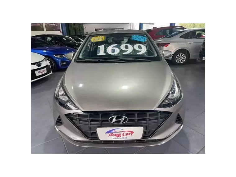 Hyundai HB20 Prata 3