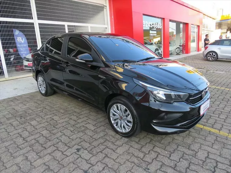 Fiat Cronos Preto 14