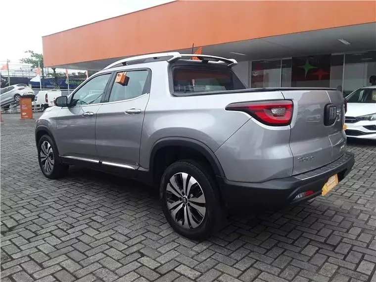 Fiat Toro Prata 8