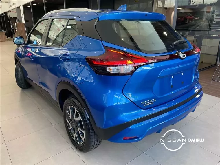 Nissan Kicks Azul 17