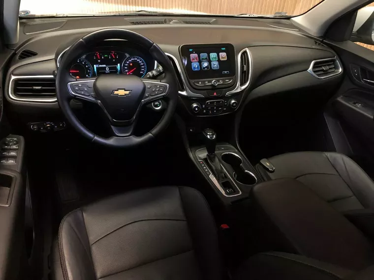 Chevrolet Equinox Prata 4