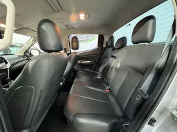 Mitsubishi L200 Triton