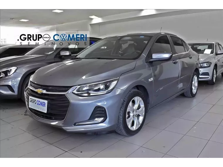 Chevrolet Onix Cinza 1