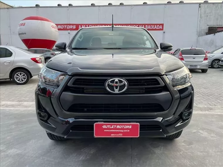 Toyota Hilux Preto 5