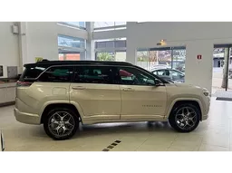 Jeep Commander