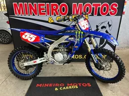 YZ