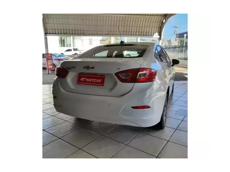 Chevrolet Cruze Branco 4