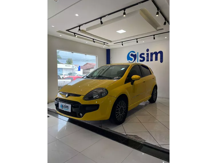 Fiat Punto Amarelo 6