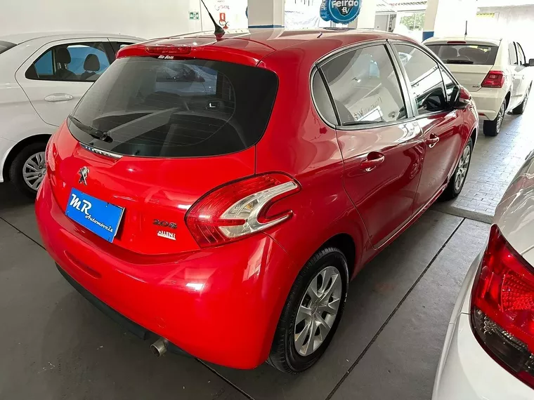 Peugeot 208 Vermelho 3