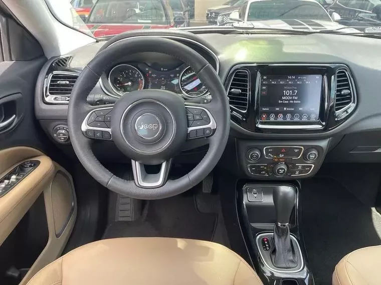 Jeep Compass Cinza 18