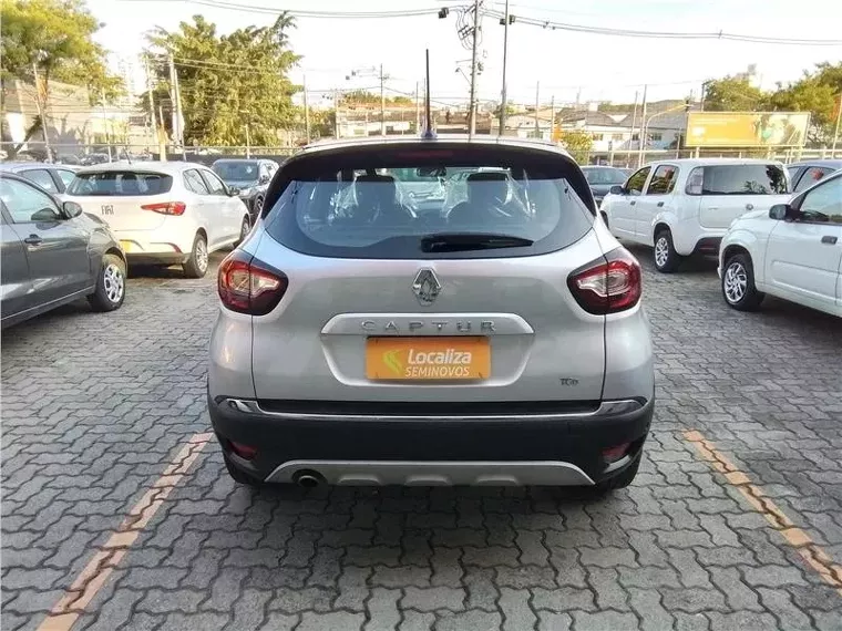 Renault Captur Prata 5