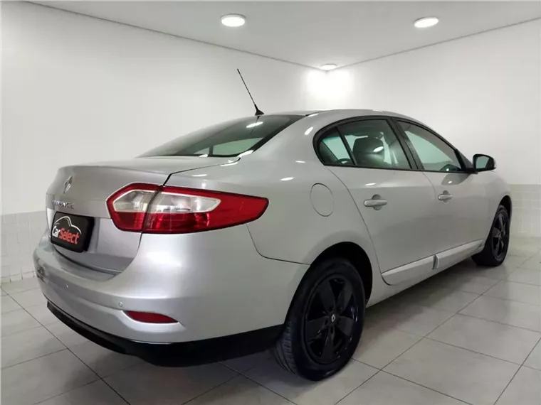 Renault Fluence Prata 2