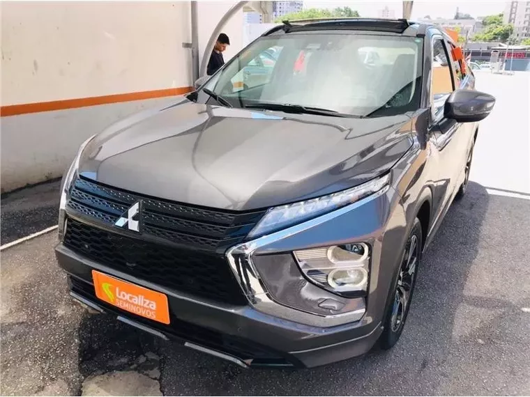 Mitsubishi Eclipse Cross Cinza 15