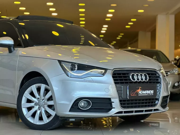 Audi A1 Prata 14