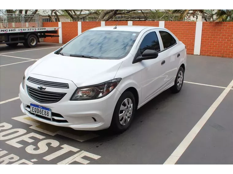 Chevrolet Prisma Branco 5