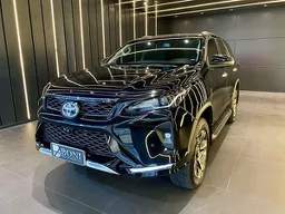 Toyota Hilux SW4