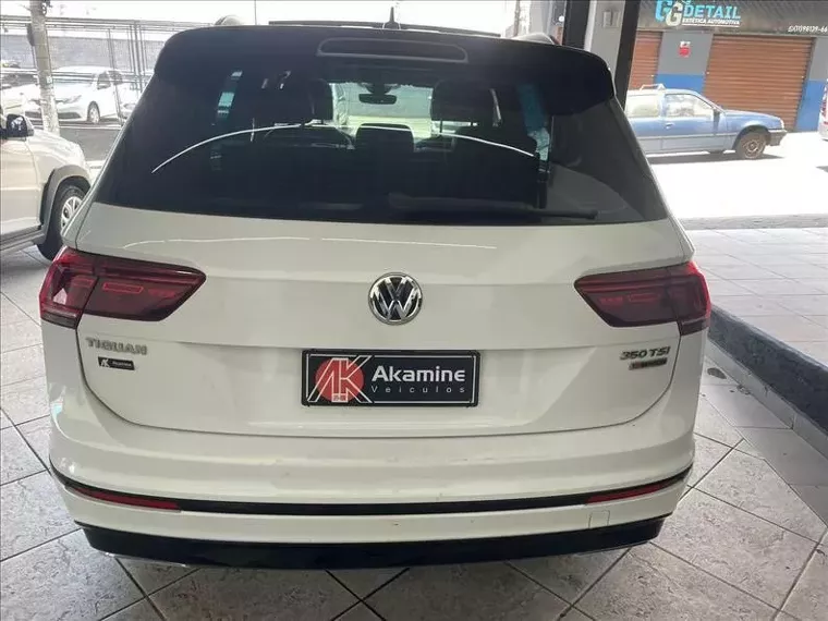 Volkswagen Tiguan Branco 15