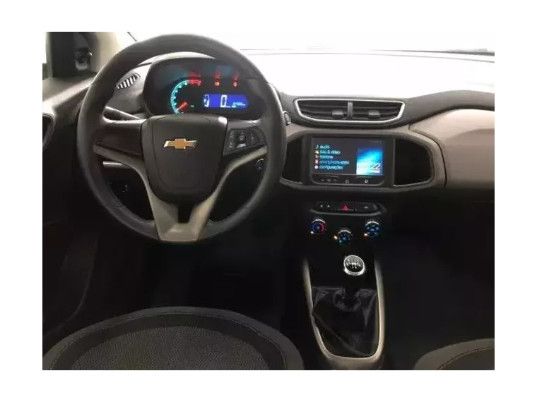 Chevrolet Prisma Prata 3