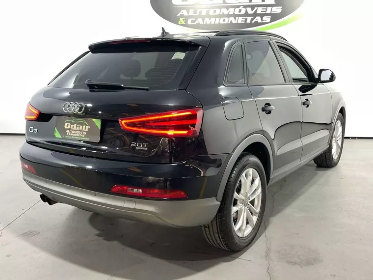 Audi Q3 Preto 17