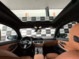 BMW 330e