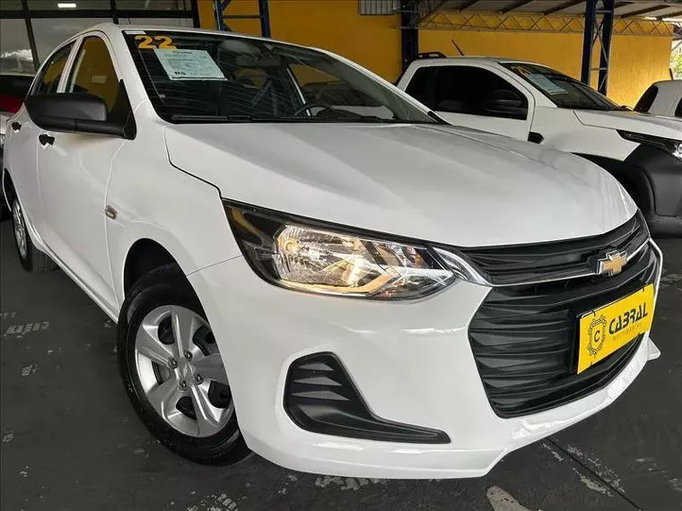 Chevrolet Onix Branco 6