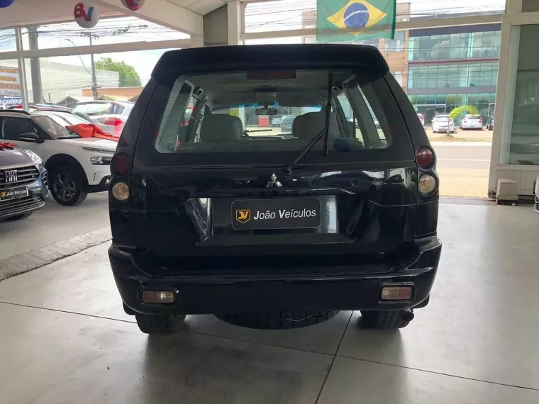 Mitsubishi Pajero Sport Preto 3