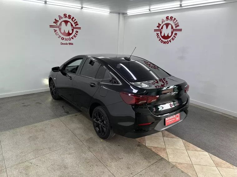 Chevrolet Onix Preto 11