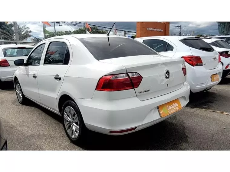 Volkswagen Voyage Branco 5