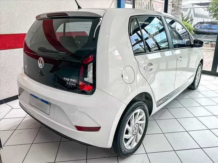 Volkswagen UP Branco 10