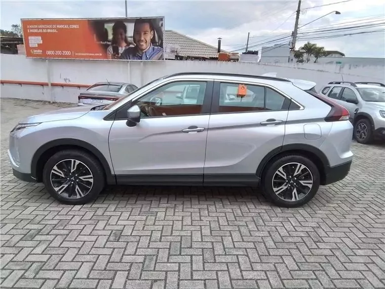 Mitsubishi Eclipse Cross Prata 1