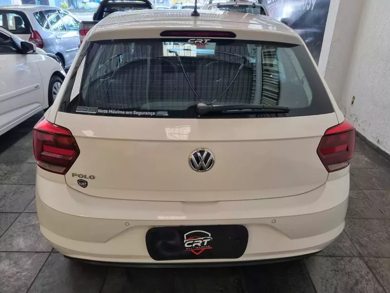 Volkswagen Polo Hatch Branco 14