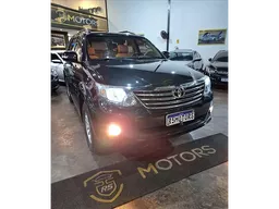 Toyota Hilux SW4