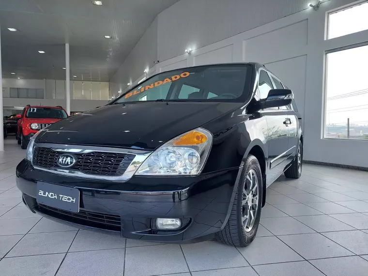 KIA Carnival Preto 14