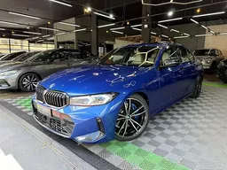 BMW 320i