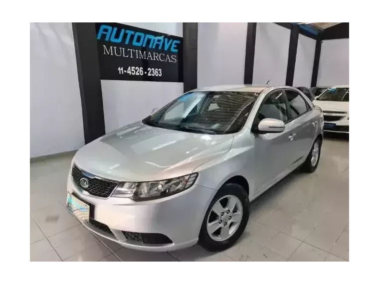 KIA Cerato Prata 7