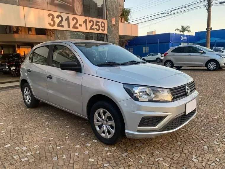 Volkswagen Gol Prata 11