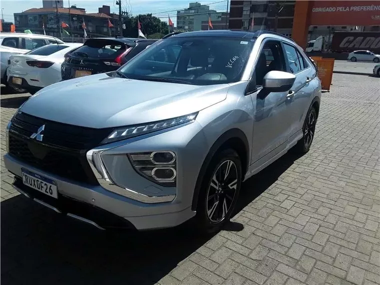 Mitsubishi Eclipse Cross Prata 7