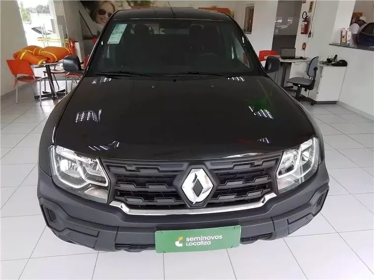 Renault Oroch Preto 3