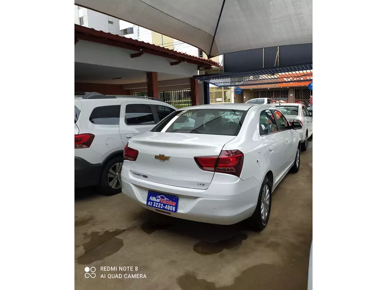 Chevrolet Cobalt Branco 17