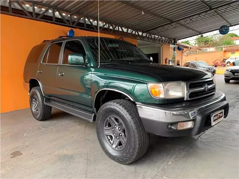 Toyota Hilux SW4 Verde 5