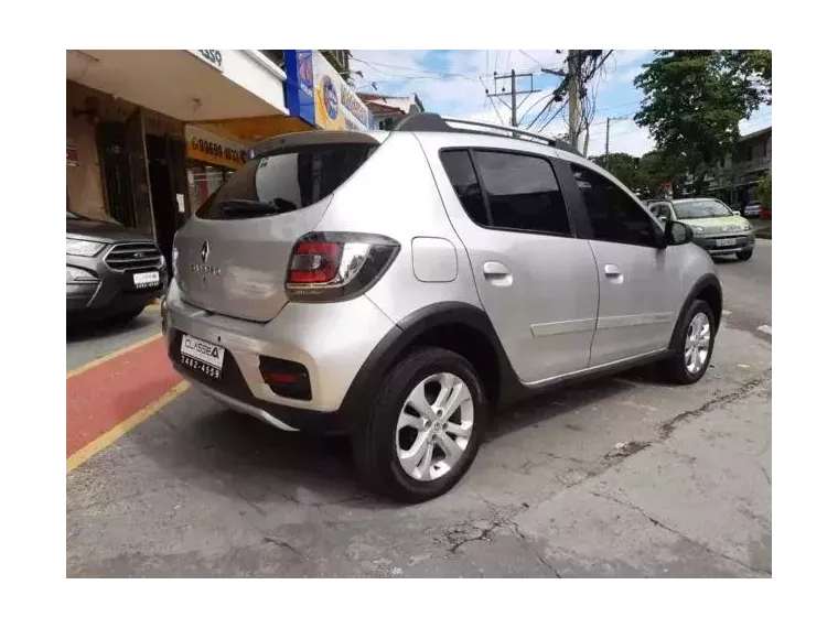 Renault Sandero Prata 2