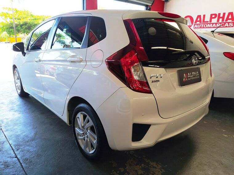 Honda FIT Branco 1