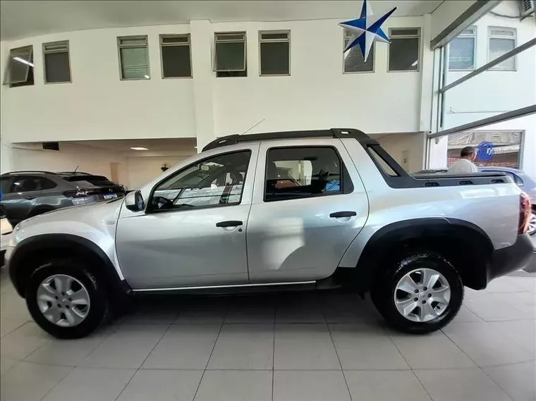 Renault Duster Oroch Prata 6