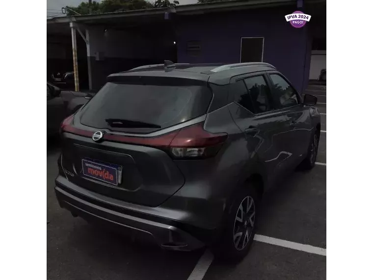 Nissan Kicks Cinza 5