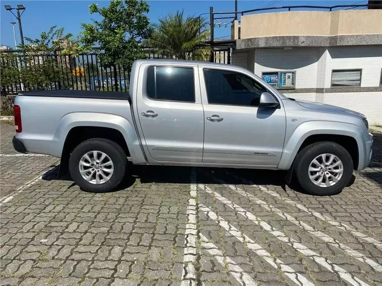 Volkswagen Amarok Prata 4