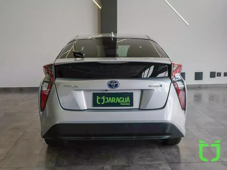 Toyota Prius Prata 11