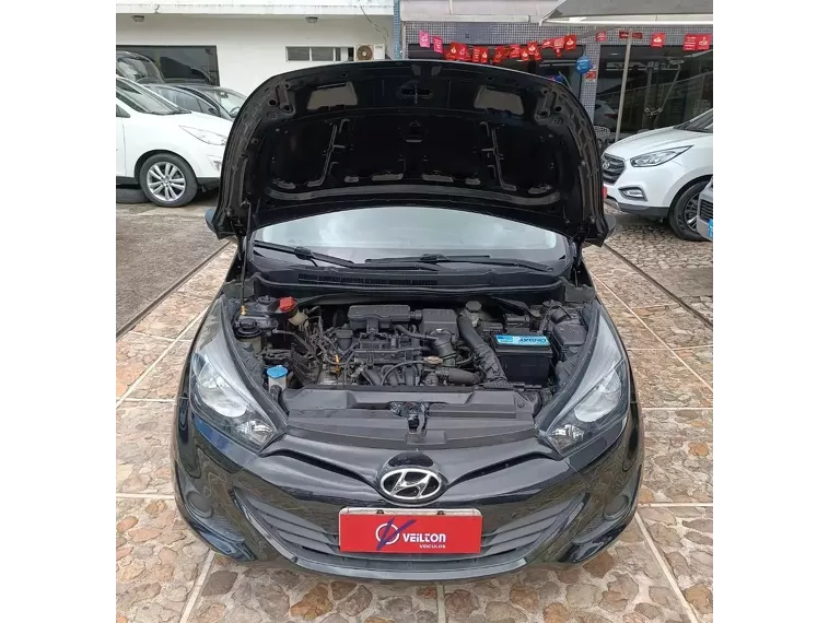 Hyundai HB20 Preto 11